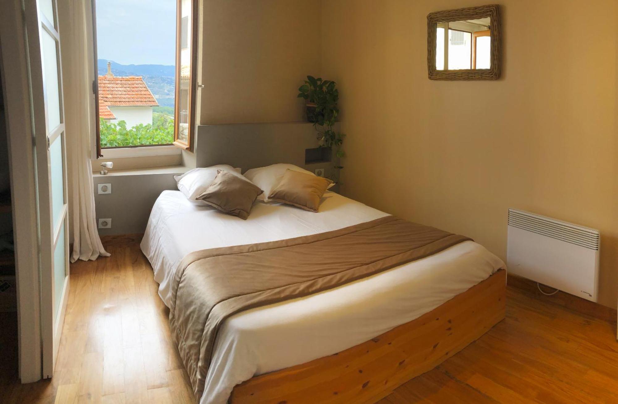 Saint-Jeannet  The Frogs' House - Yoga Retreat Bed & Breakfast 部屋 写真