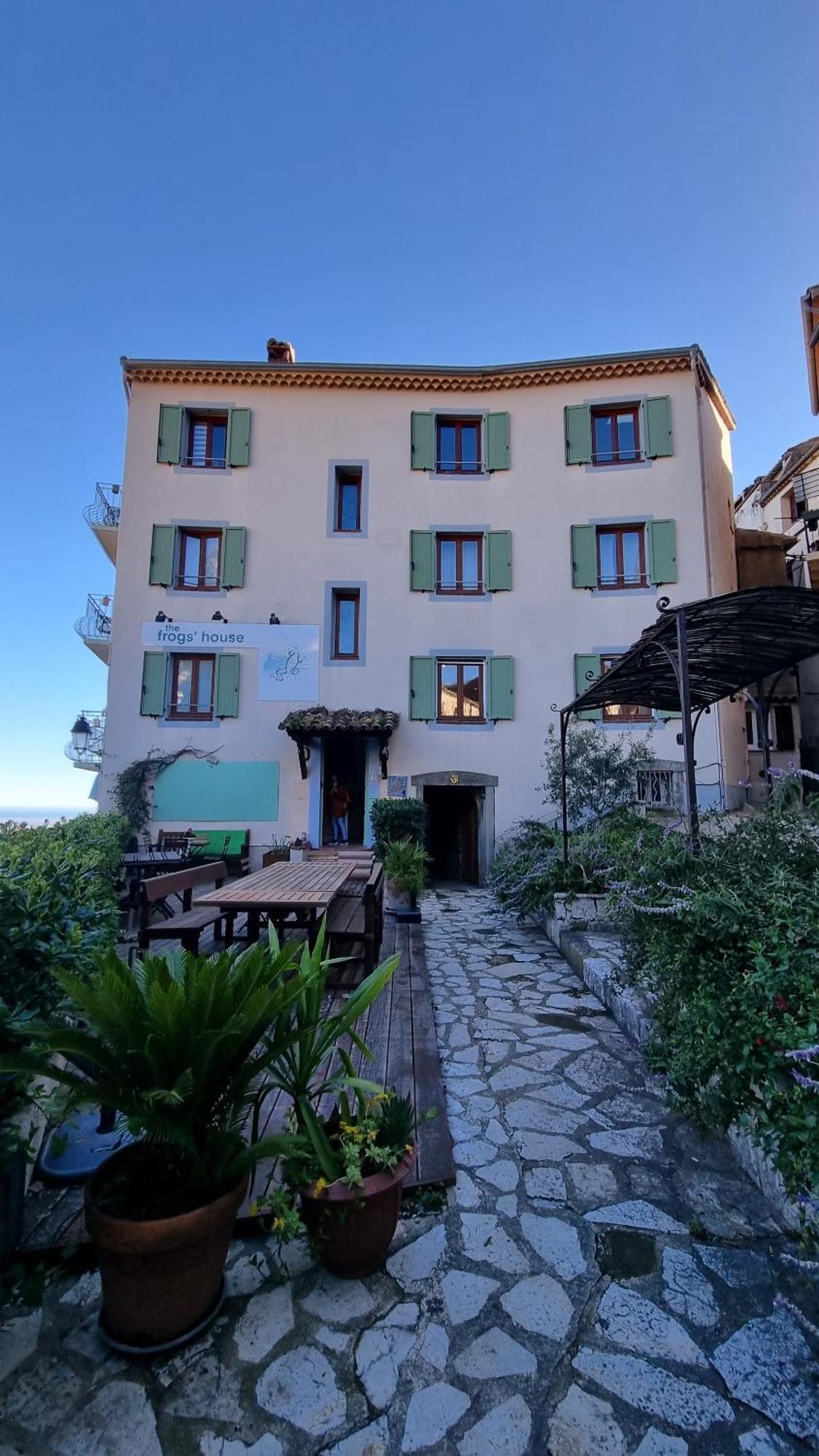 Saint-Jeannet  The Frogs' House - Yoga Retreat Bed & Breakfast エクステリア 写真